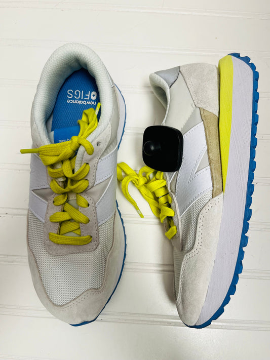 Shoes Athletic By New Balance In White & Yellow, Size: 5.5