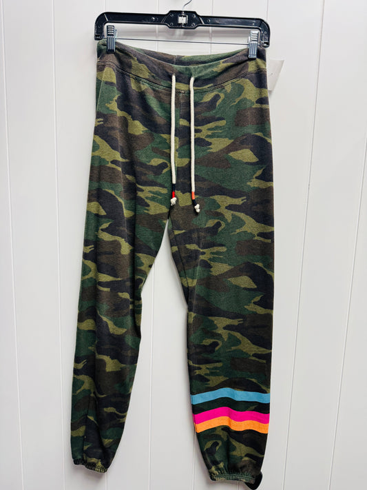 Pants Joggers By Sundry In Camouflage Print, Size: 0