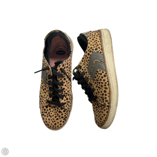 Shoes Sneakers By Dr Scholls In Animal Print, Size: 6