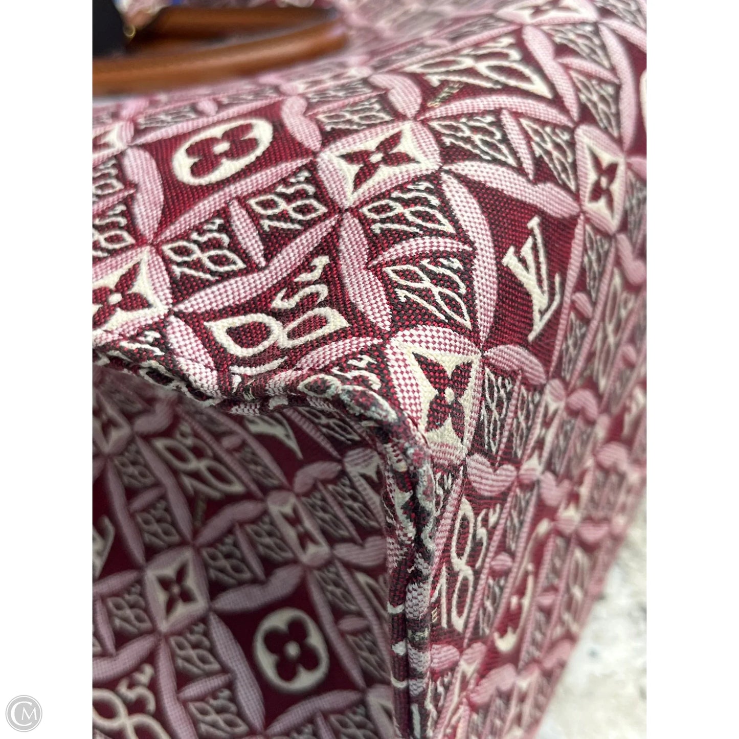 Handbag Luxury Designer By Louis Vuitton, Size: Large