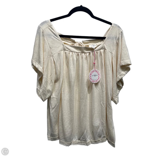 Top Short Sleeve By Umgee In Cream, Size: M