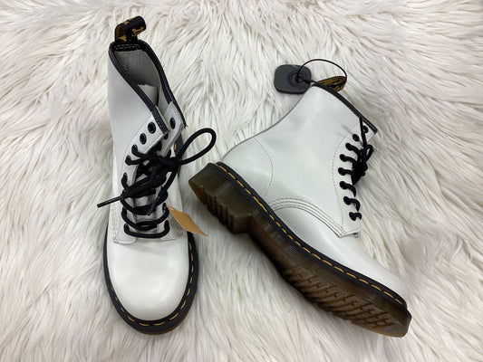 Boots Hiking By Dr Martens In White, Size:6
