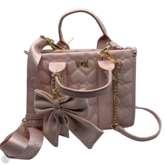 Handbag By Betsey Johnson, Size: Medium