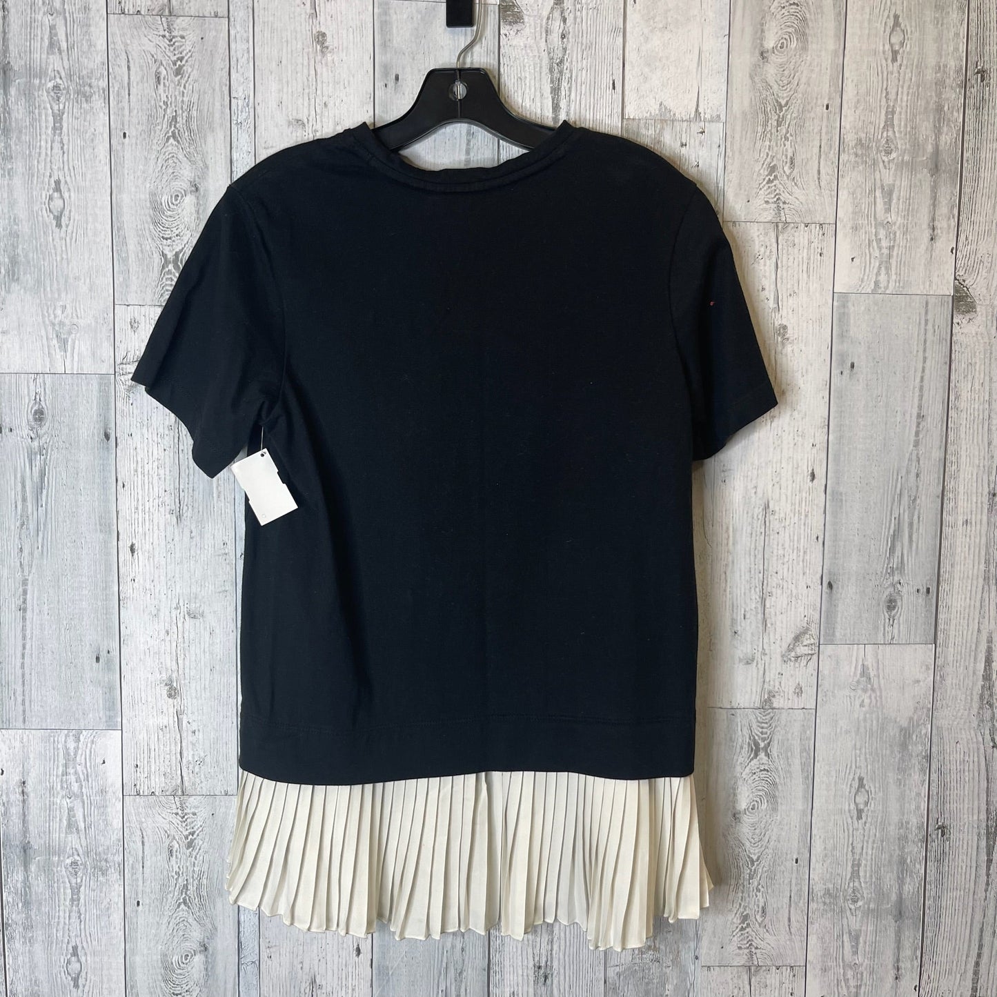 Top Short Sleeve By Banana Republic  Size: M