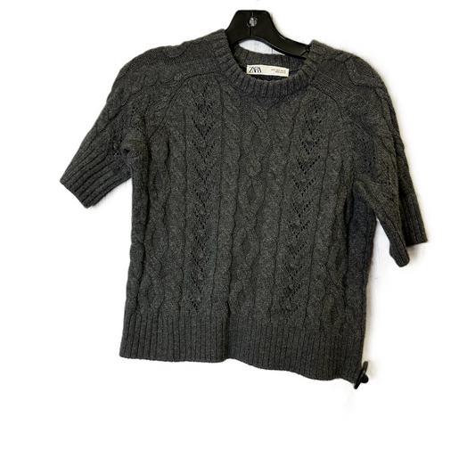 Sweater Short Sleeve By Zara In Grey, Size: S