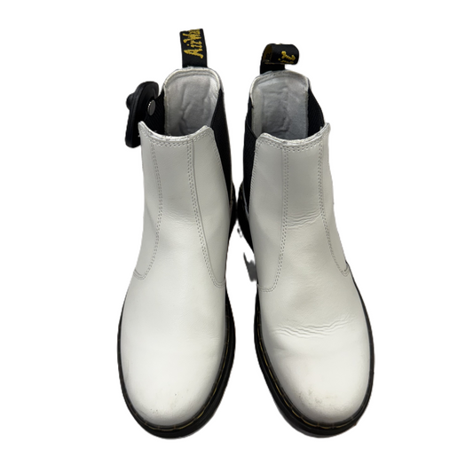 Boots Ankle Flats By Dr Martens In White, Size: 6