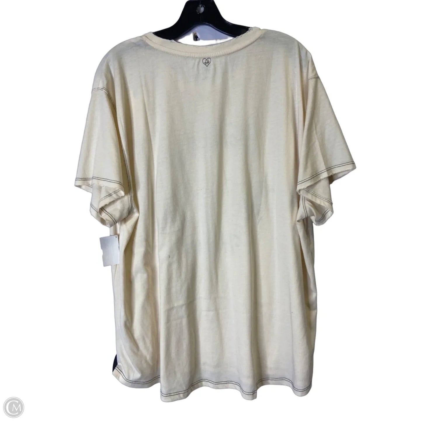 Top Short Sleeve Basic By Good Hart In Cream, Size: Xxl