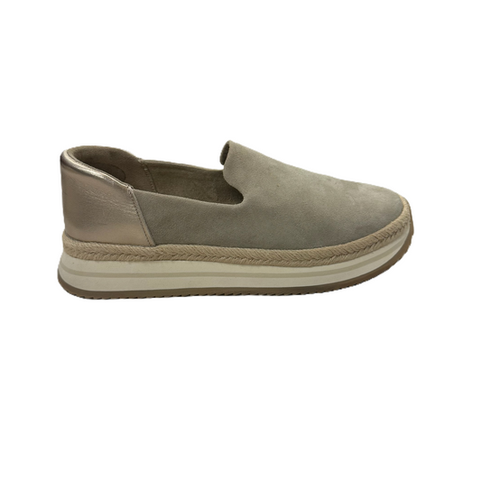 Shoes Flats By Toms In Tan, Size: 7.5