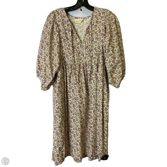 Dress Casual Short By Universal Thread In Floral Print, Size: M