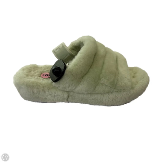 Shoes Designer By Ugg In Green, Size: 9