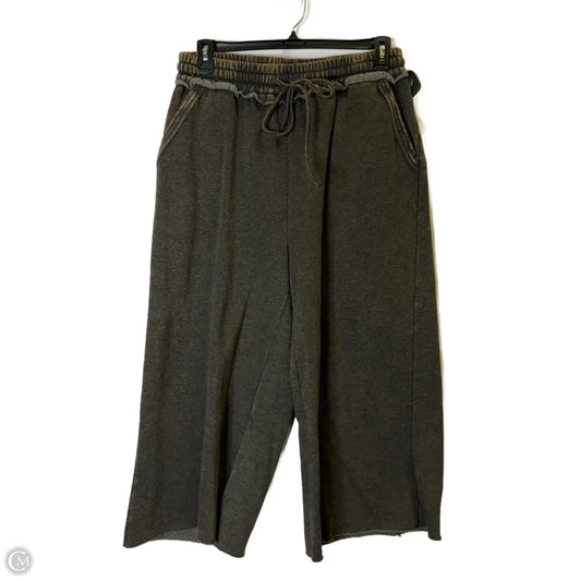 Pants Cropped By Zenana In Grey, Size: 1x