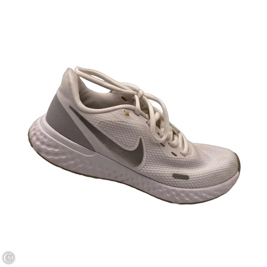 Shoes Athletic By Nike In White, Size: 6.5