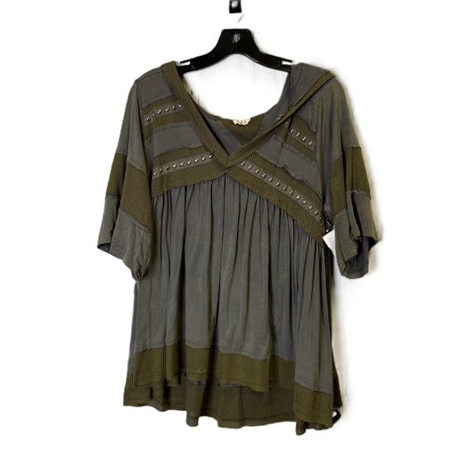 Top Short Sleeve By Pol In Green, Size: S