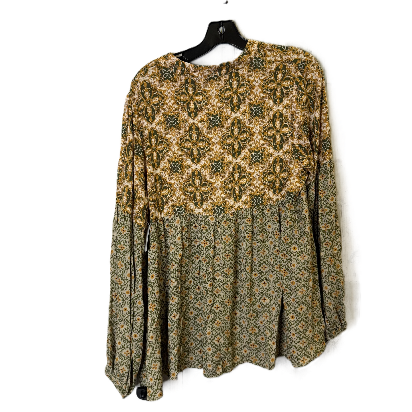 Top Long Sleeve By Easel In Green, Size: M