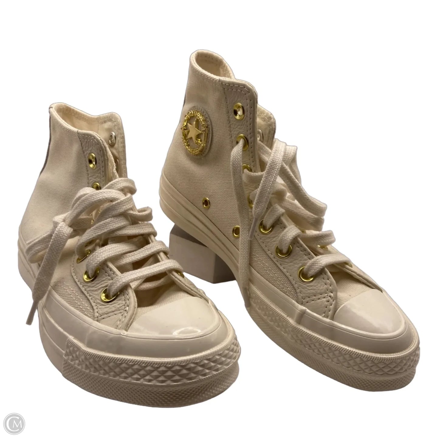 Shoes Sneakers By Converse In Cream, Size: 6