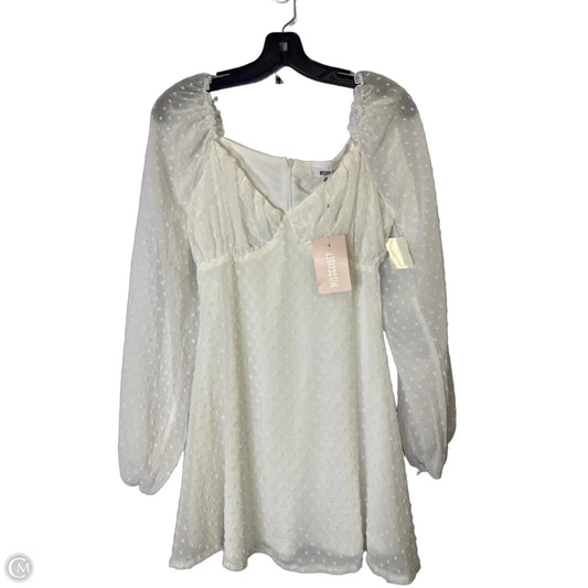Dress Casual Short By Missguided In White, Size: 4