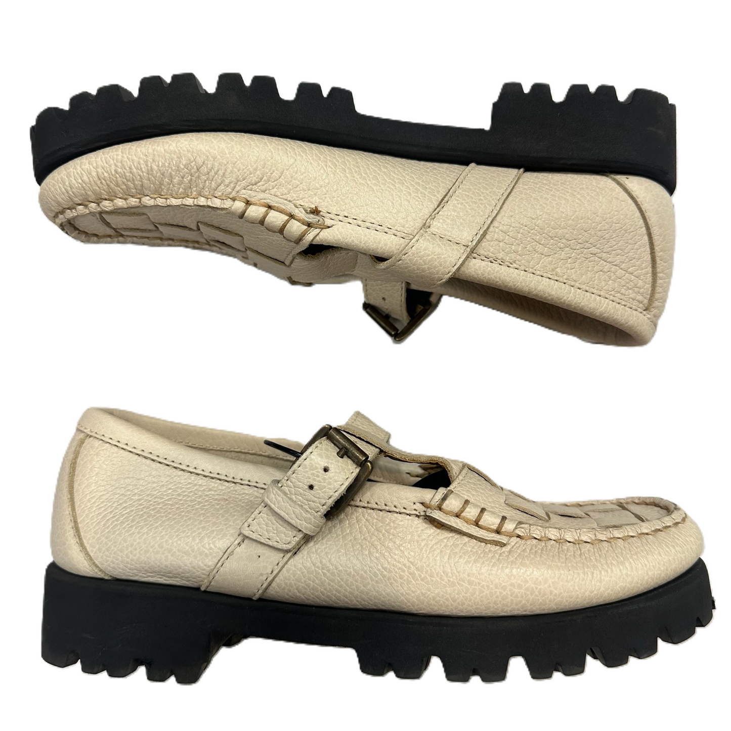 Shoes Flats By GH Bass In Cream, Size: 6.5