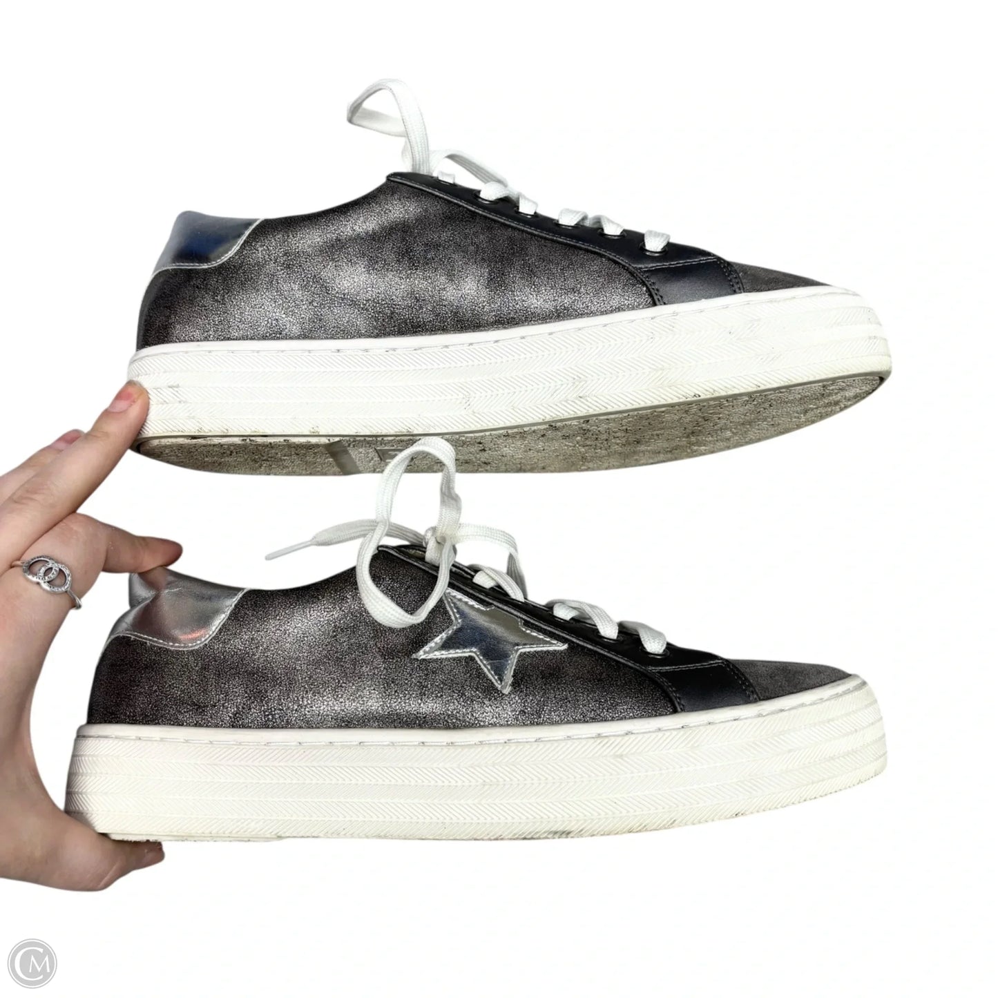 Shoes Sneakers By Corkys In Silver, Size: 8