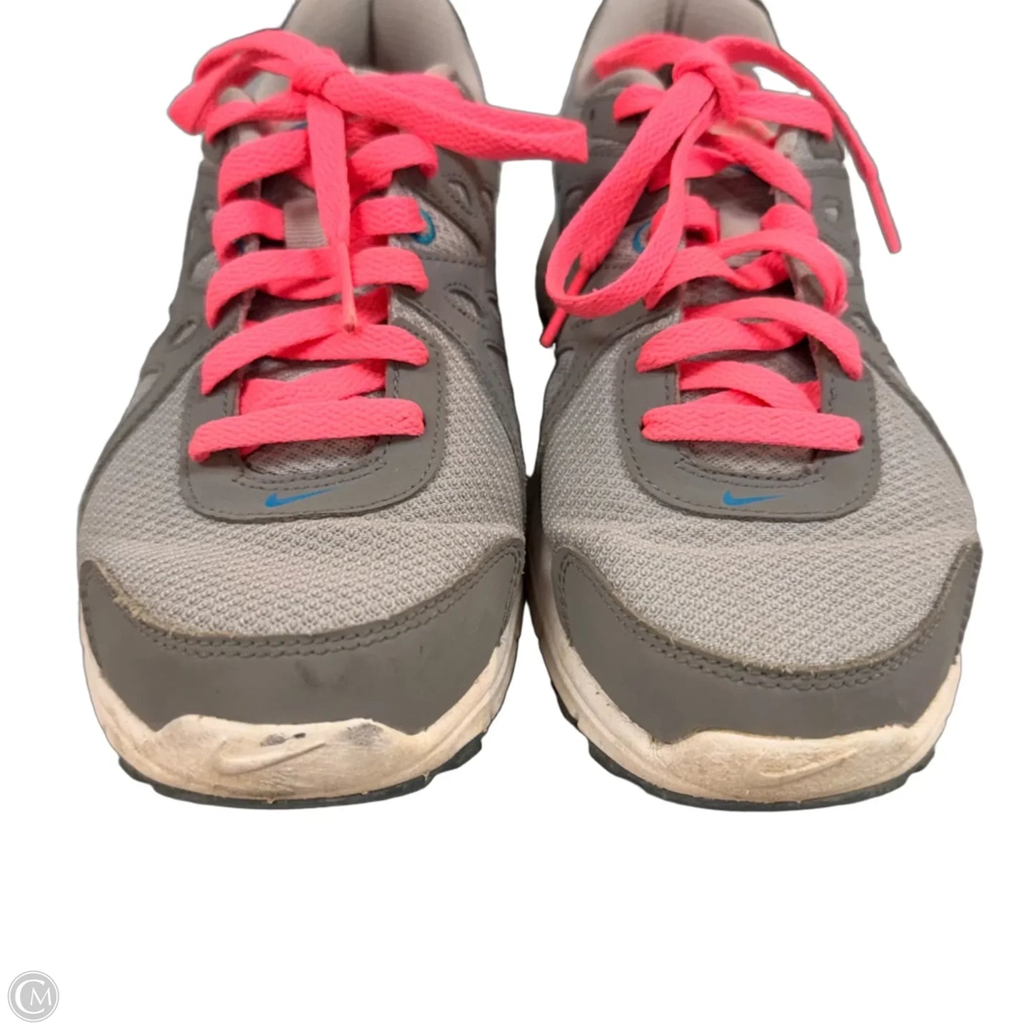 Shoes Sneakers By Nike In Grey & Pink, Size: 8.5