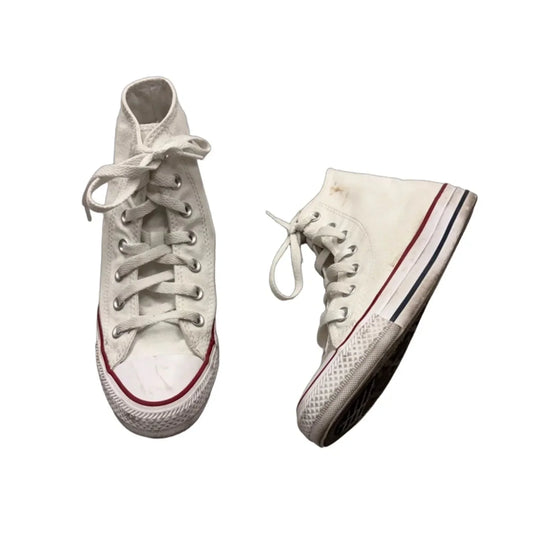 Shoes Sneakers By Converse In White, Size: 6