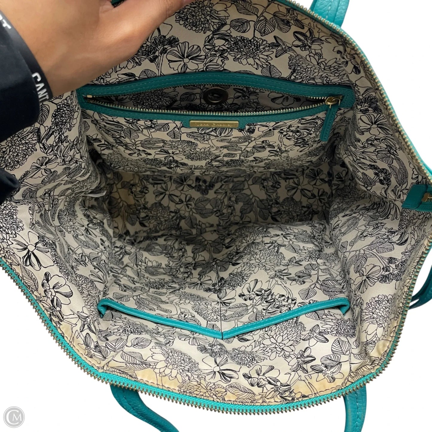 Handbag Leather By Vera Bradley, Size: Medium