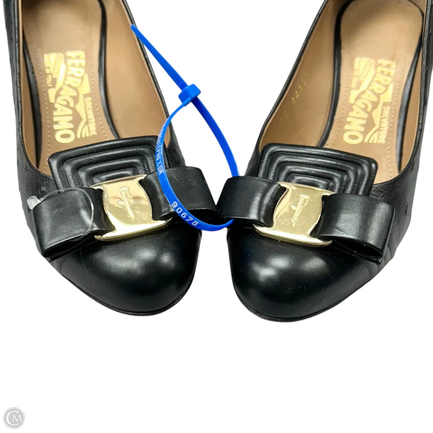 Shoes Luxury Designer By Ferragamo In Black, Size: 6.5