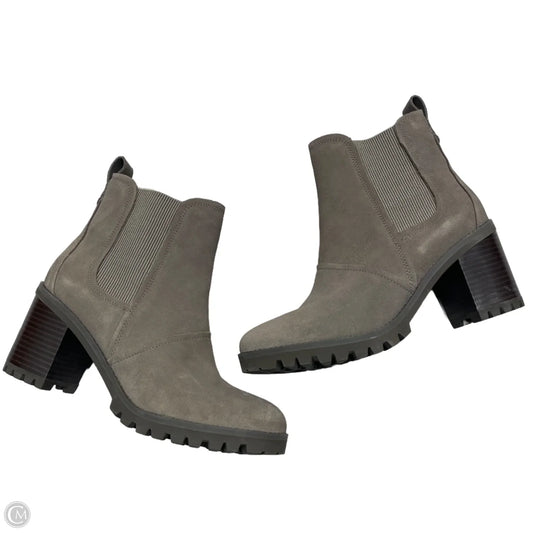 Boots Designer By Ugg In Grey, Size: 10