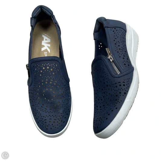 Shoes Flats By Anne Klein In Navy, Size: 10