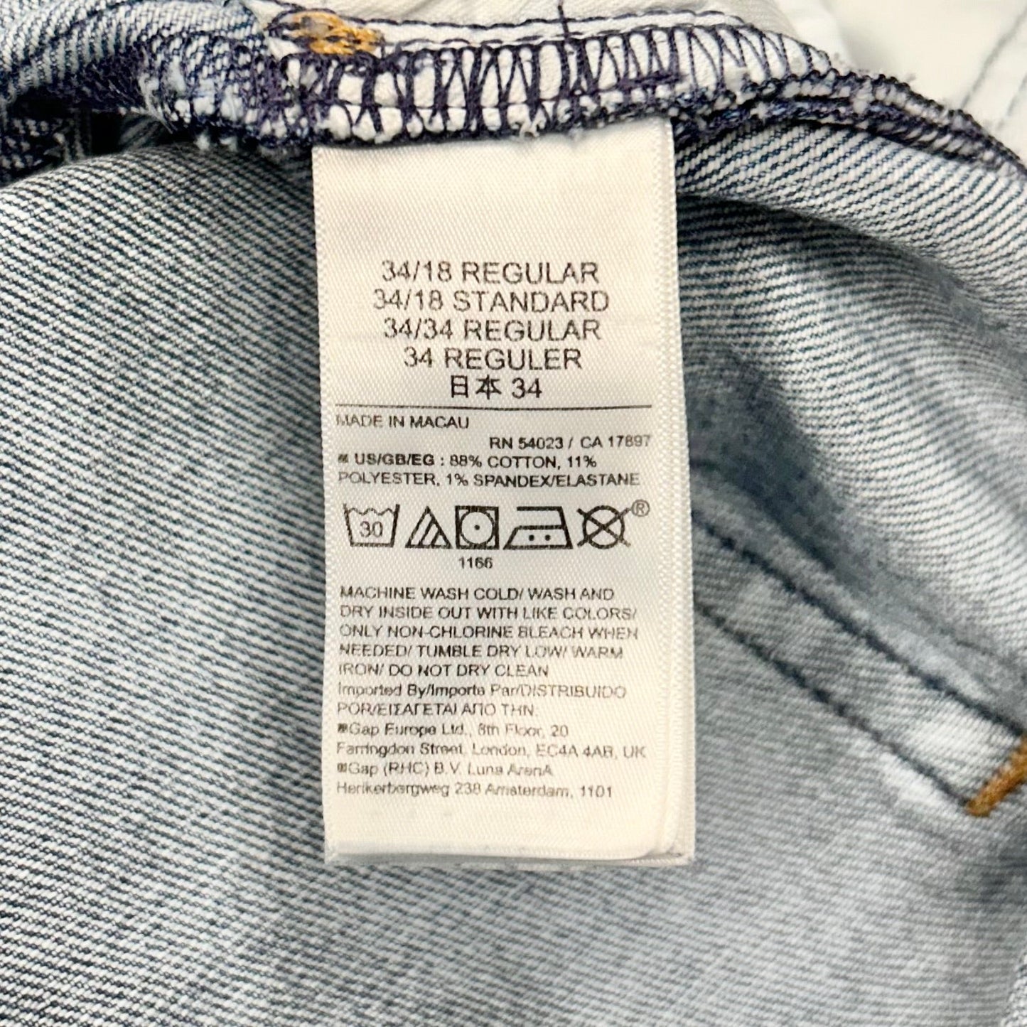 Jeans Straight By Gap In Blue Denim, Size: 18