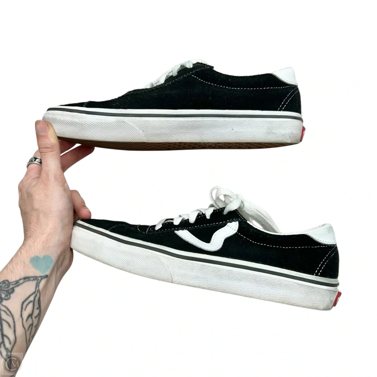 Shoes Sneakers By Vans In Black & White, Size: 6.5