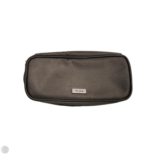 Makeup Bag Designer By Tumi, Size: Small