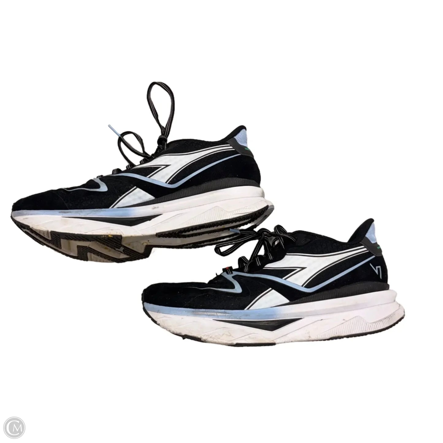 Shoes Athletic By Diadora In Black & White, Size: 10.5