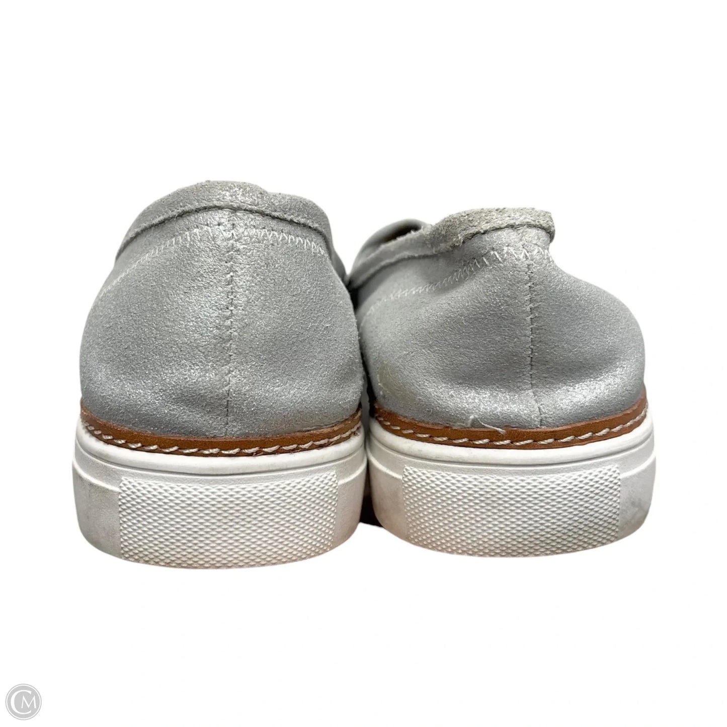 Shoes Flats By Aerosoles In Silver, Size: 8