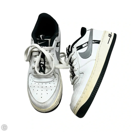 Shoes Sneakers By Nike In Black & White, Size: 7.5