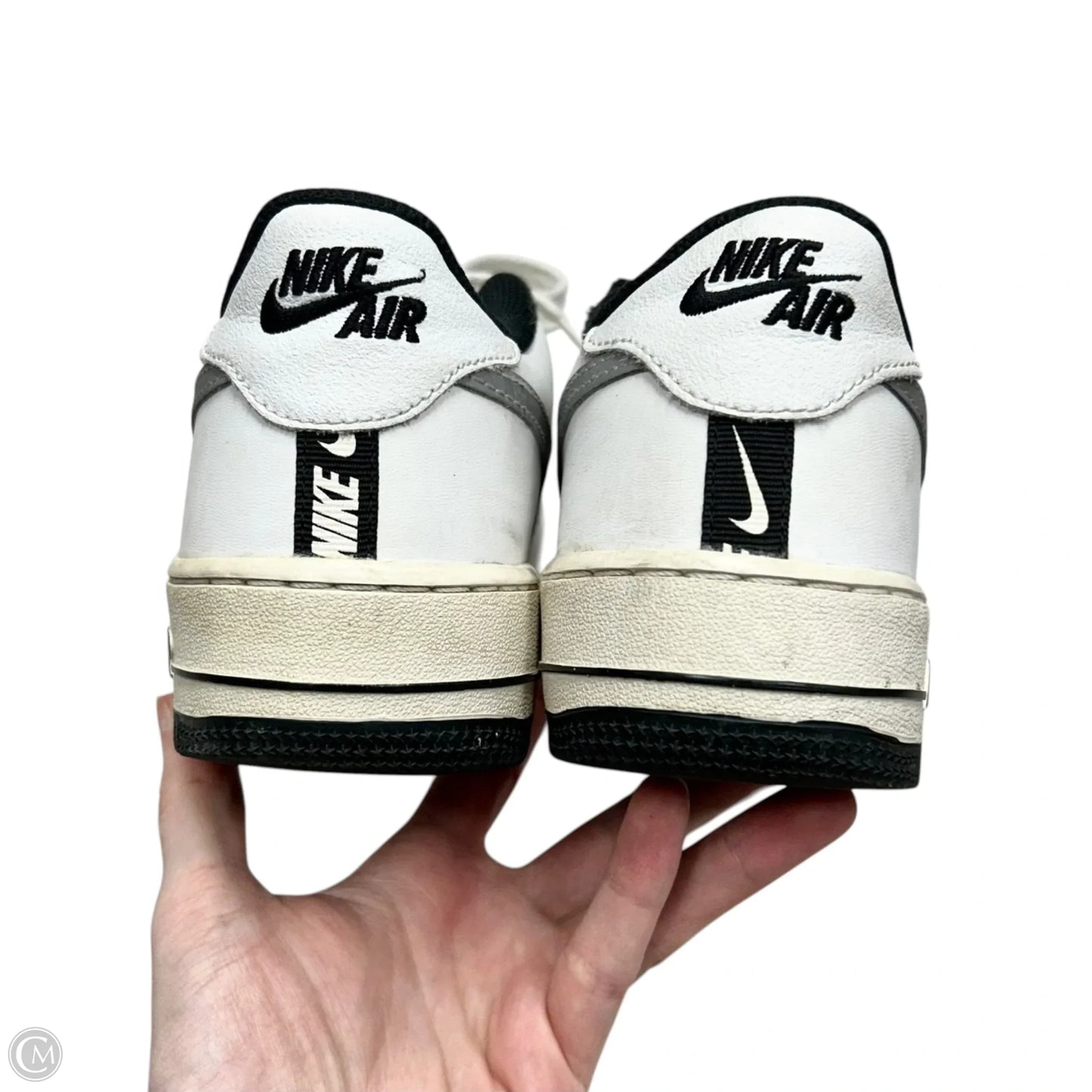 Shoes Sneakers By Nike In Black & White, Size: 7.5