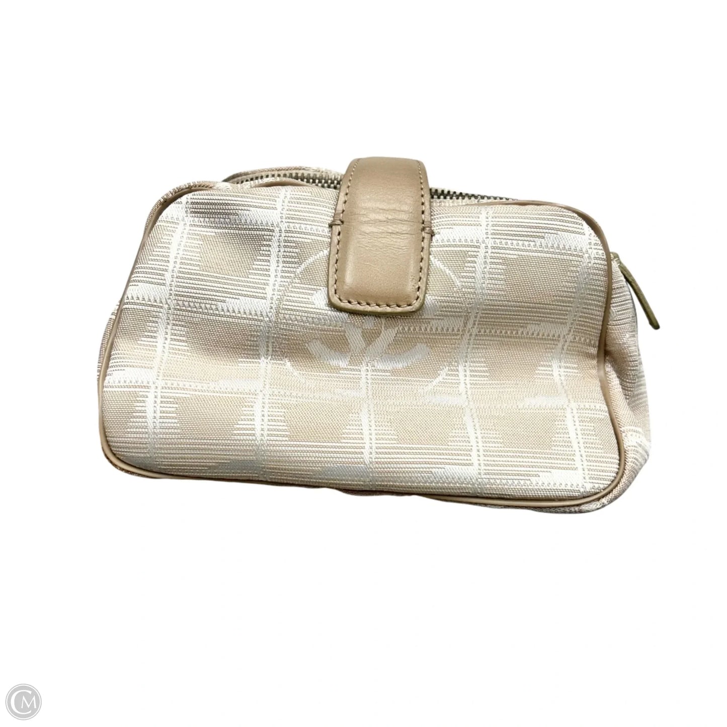 Makeup Bag Luxury Designer By Chanel, Size: Medium