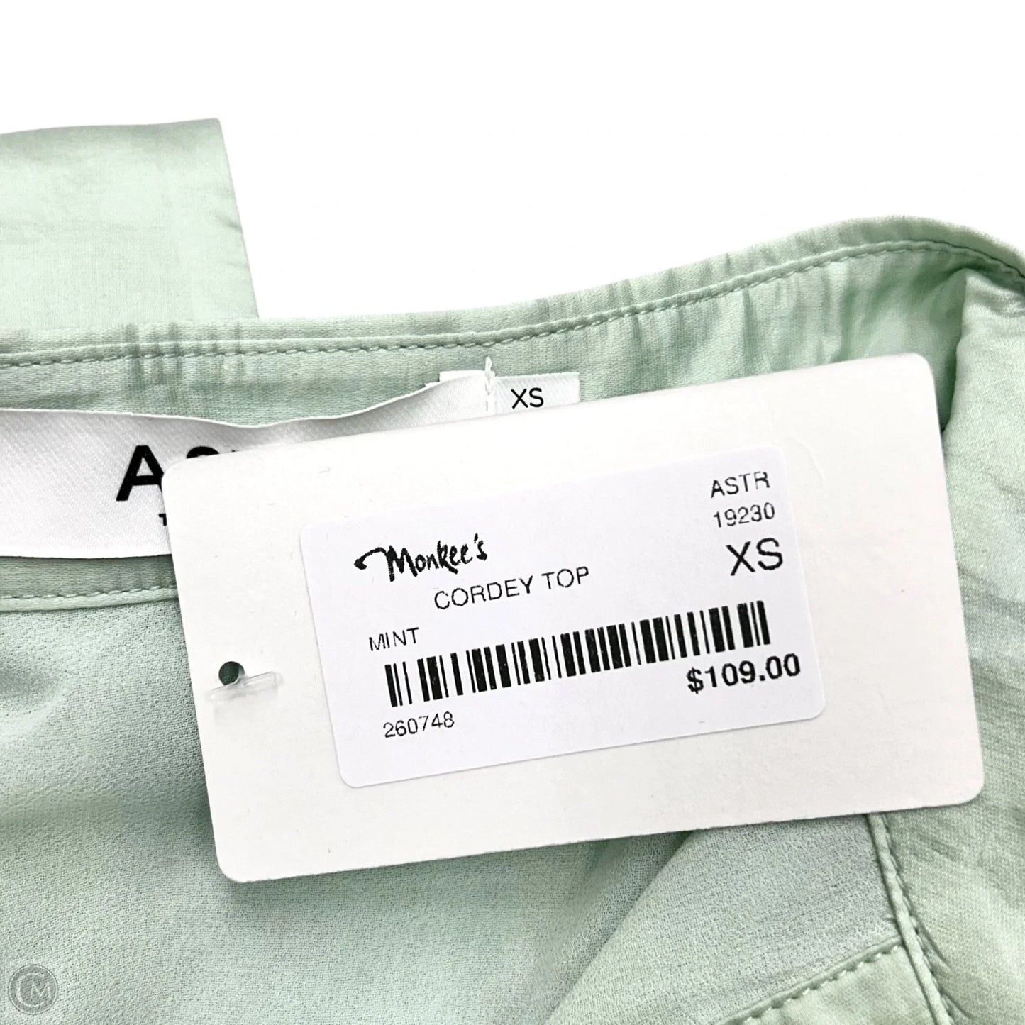 Top Long Sleeve By Astr In Green, Size: Xs