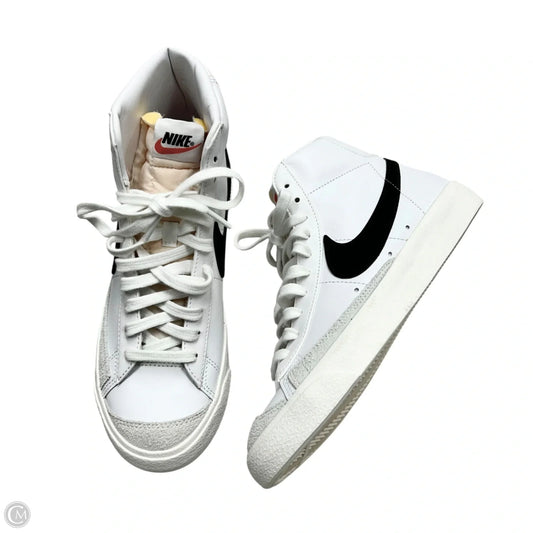 Shoes Sneakers By Nike In White, Size: 8.5