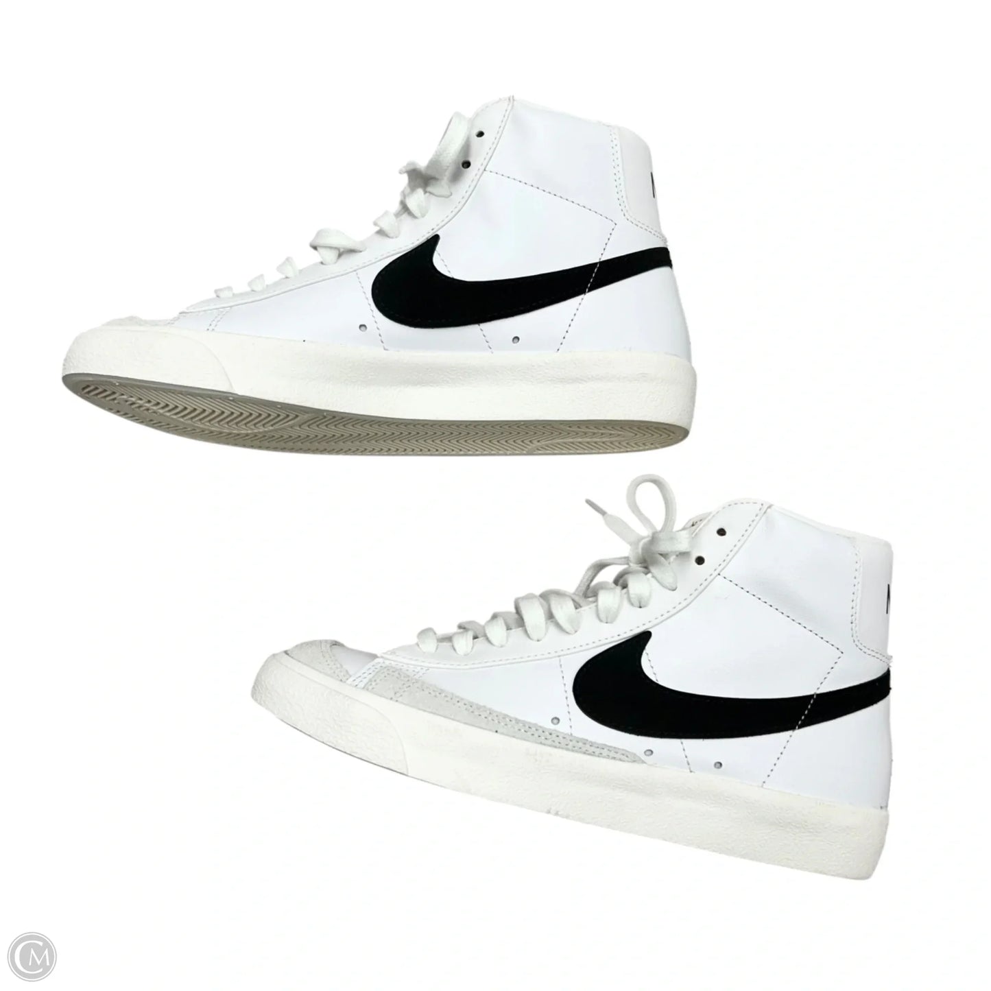 Shoes Sneakers By Nike In White, Size: 8.5
