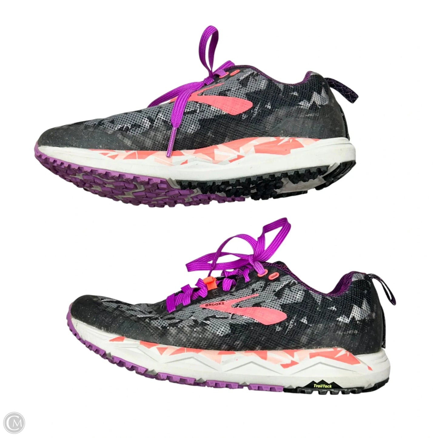 Shoes Athletic By Brooks In Grey & Purple, Size: 9