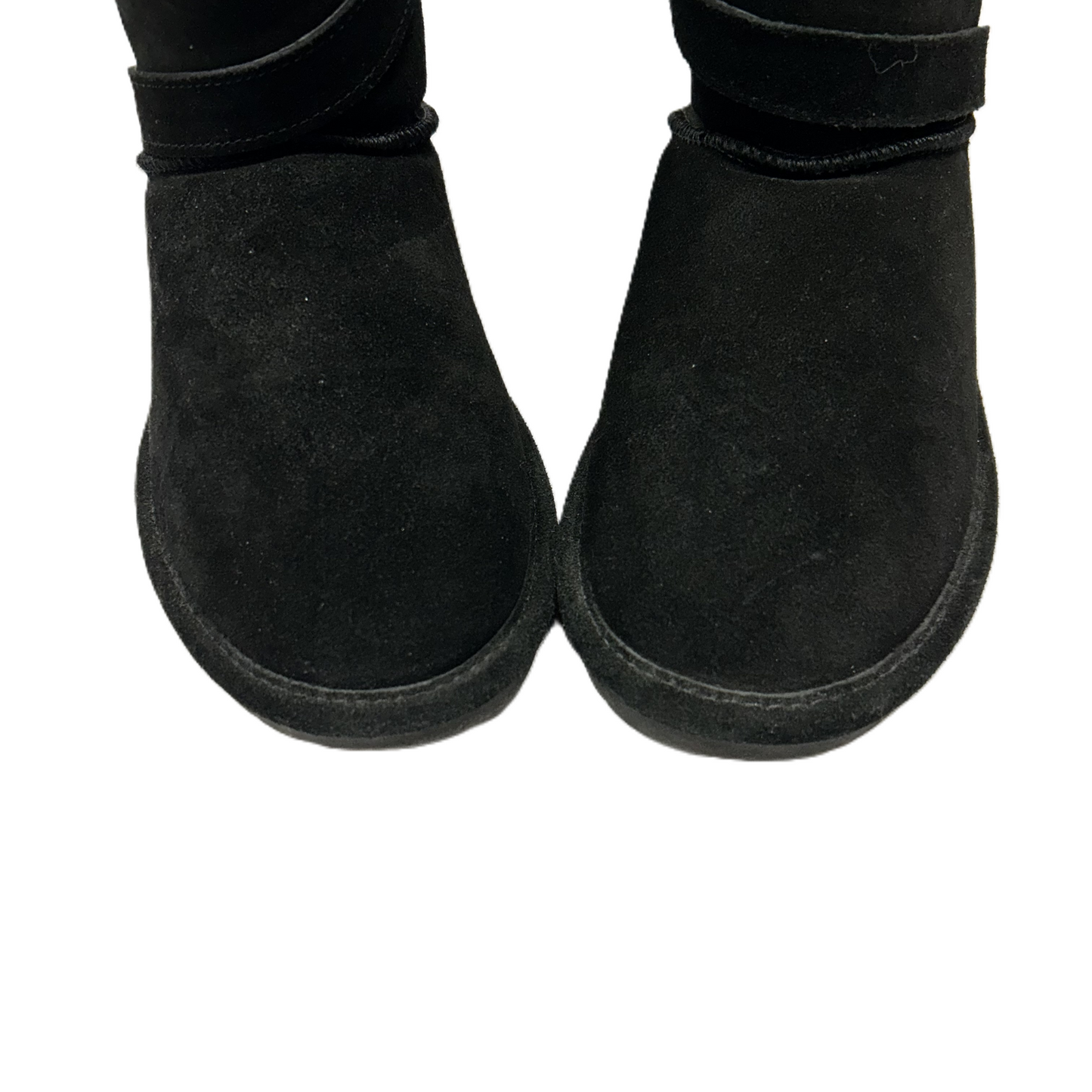 Black Boots Ankle Flats By Bearpaw, Size: 7