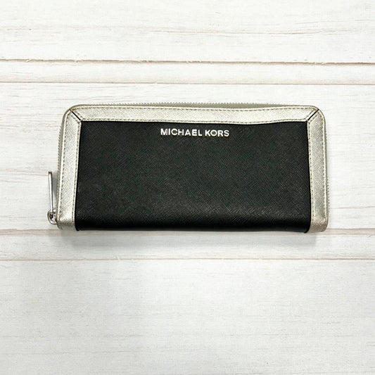 Wallet Designer By Michael By Michael Kors  Size: Large