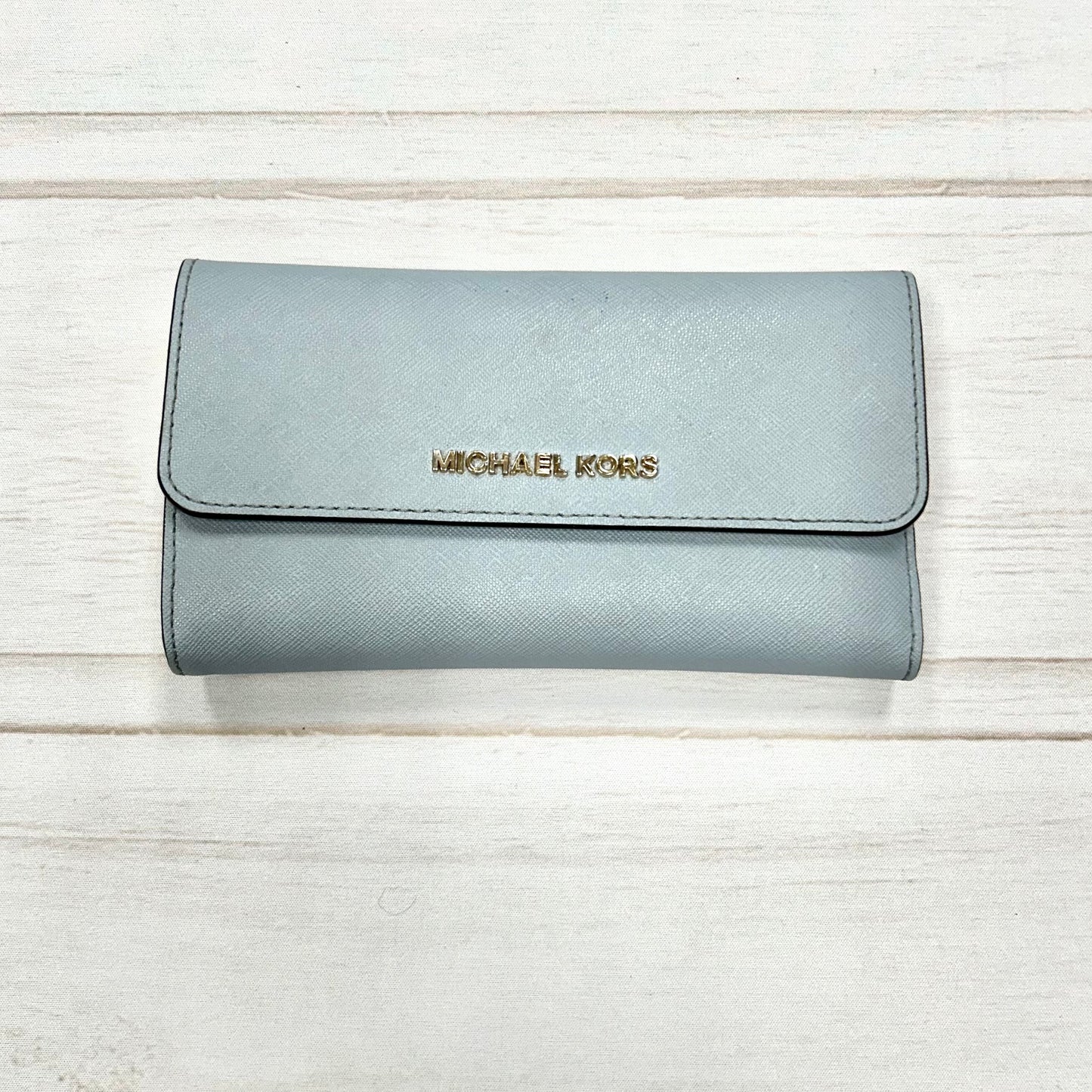 Wallet Designer By Michael Kors  Size: Medium