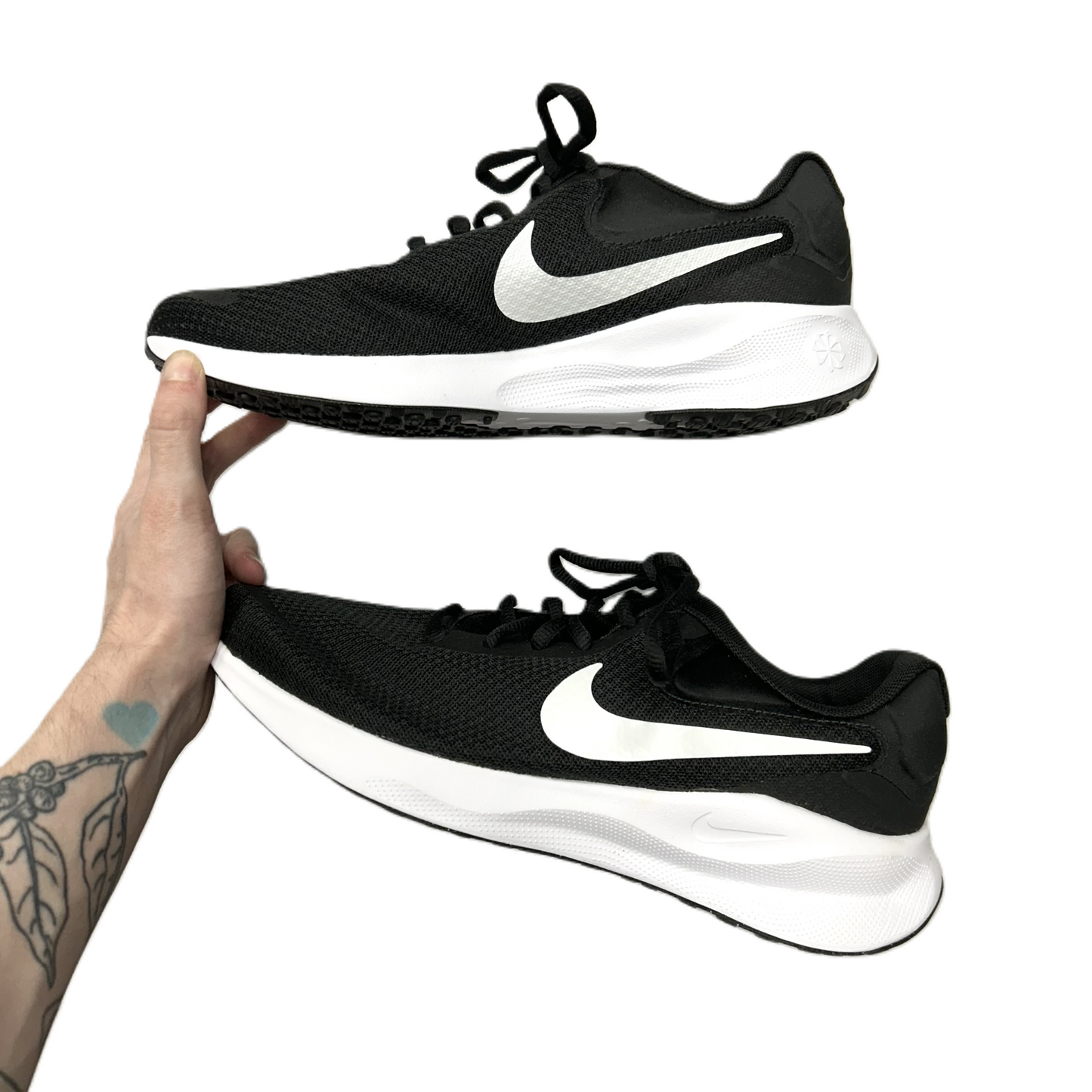 Shoes Athletic By Nike In Black & White, Size: 8.5