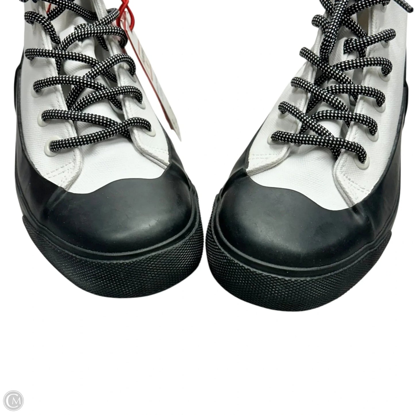 Shoes Sneakers By Hunter In Black & White, Size: 7