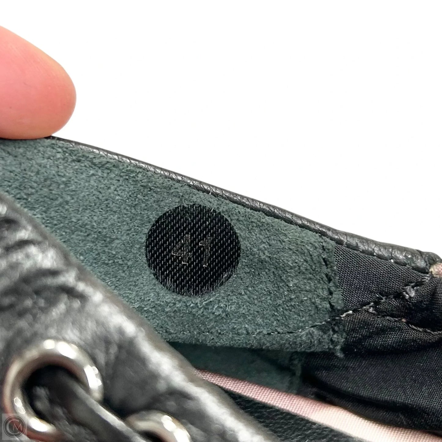 Shoes Luxury Designer By Burberry In Plaid Pattern, Size: 10.5