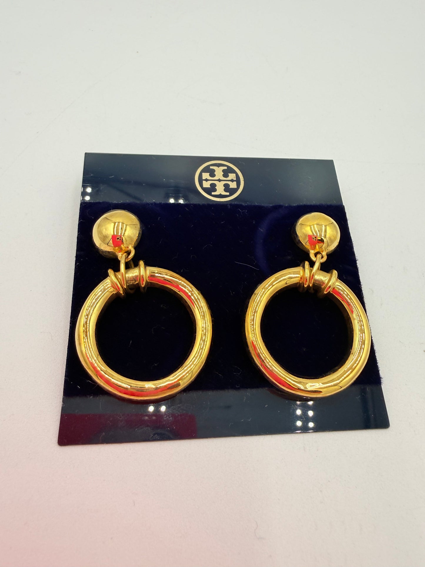 Earrings Designer By Tory Burch In Gold