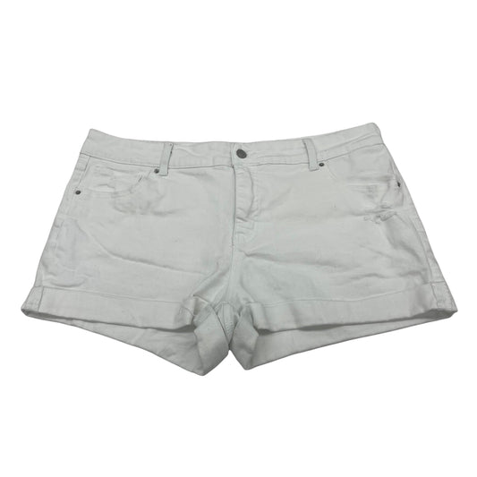 Shorts By Time And Tru  Size: 18