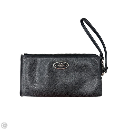 Wristlet Designer By Coach, Size: Medium