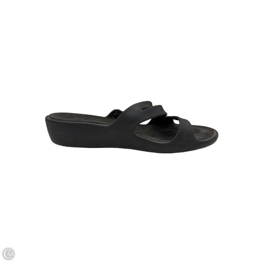 Sandals Sport By Crocs In Black, Size: 10